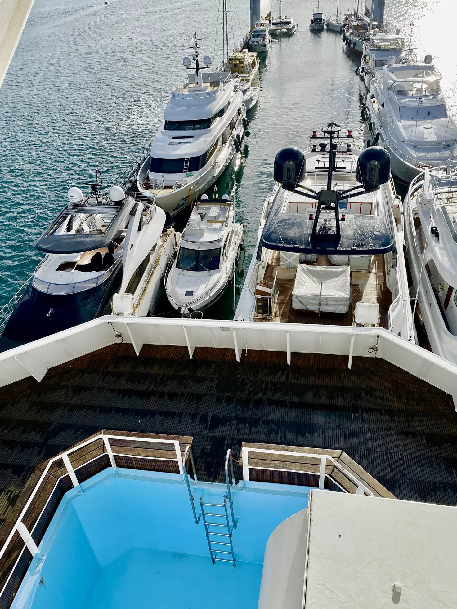 Location Bateau Catamaran Martinique Skipper Marin Plage Salines Rocher Diamant Activites Nautiques Conciergerie Gardiennage Reparation Moteur Expertise Marina Azur Spirit.pngconvoyage6
