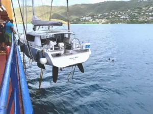 Location Bateau Catamaran Martinique Skipper Marin Plage Salines Rocher Diamant Activites Nautiques Conciergerie Gardiennage Reparation Moteur Expertise Marina Azur Spirit.pngconvoyagec2