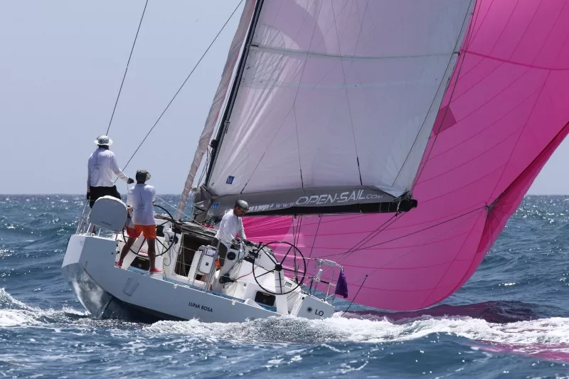 Location Bateau Catamaran Martinique Skipper Marin Plage Salines Rocher Diamant Activites Nautiques Conciergerie Gardiennage Reparation Moteur Expertise Marina Azur Spirit.pnglunarosapogo12 50 1